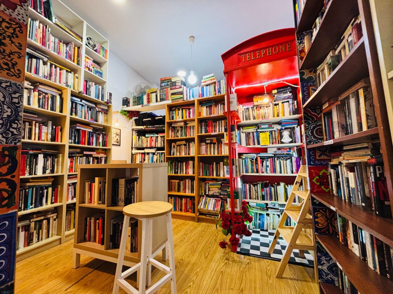 Tráfico de libros Lavapiés Librería segunda mano Tráfico de libros Lavapiés Librería segunda mano